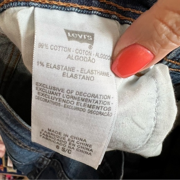 Levi’s 505s Distressed straight Leg Short Denim Jeans - Picture 8 of 9